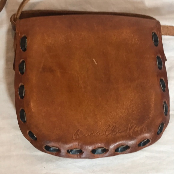 “VINTAGE” Handmade Floral Leather Crossbody Bag . - Picture 5 of 16